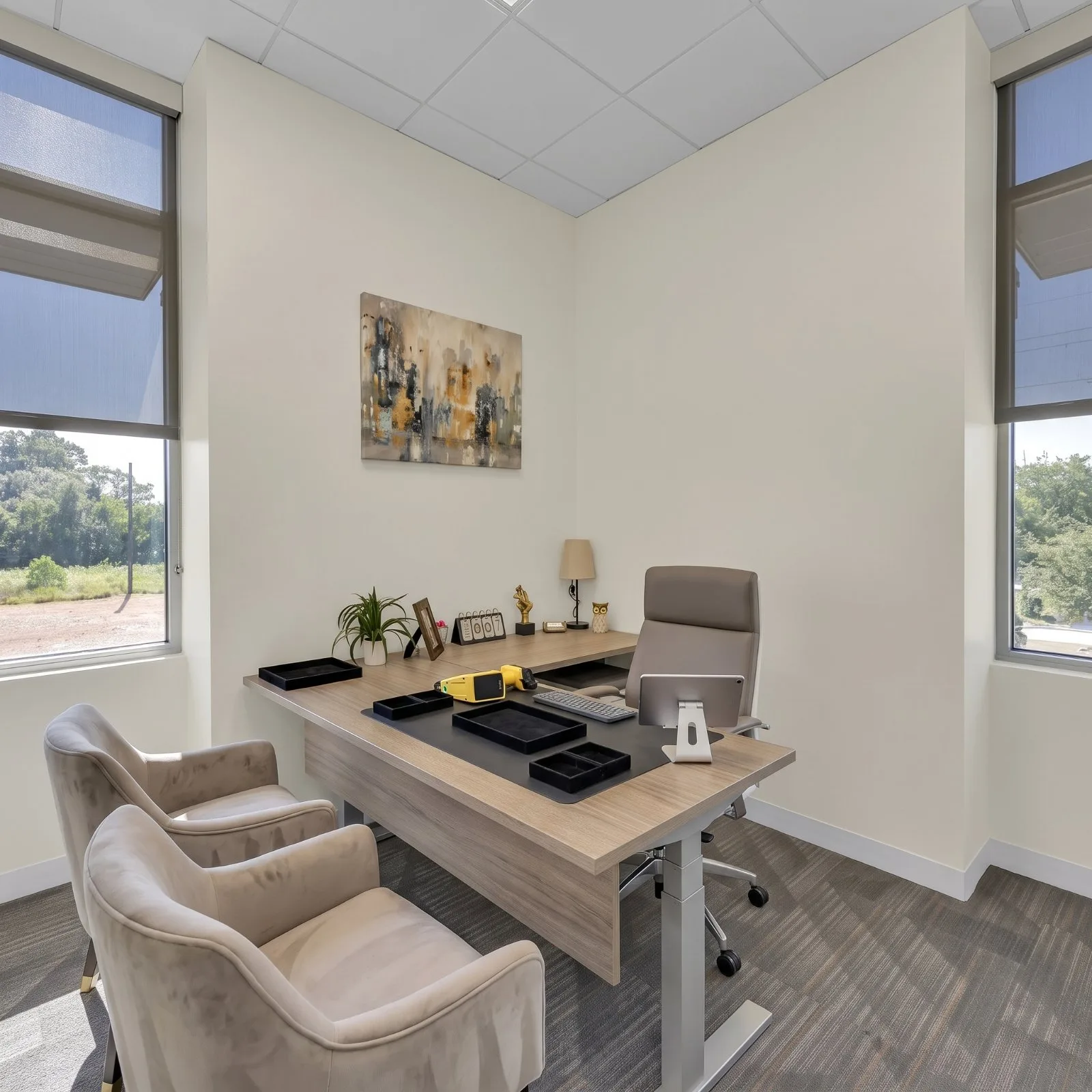 Private evaluation office at the Cypress location