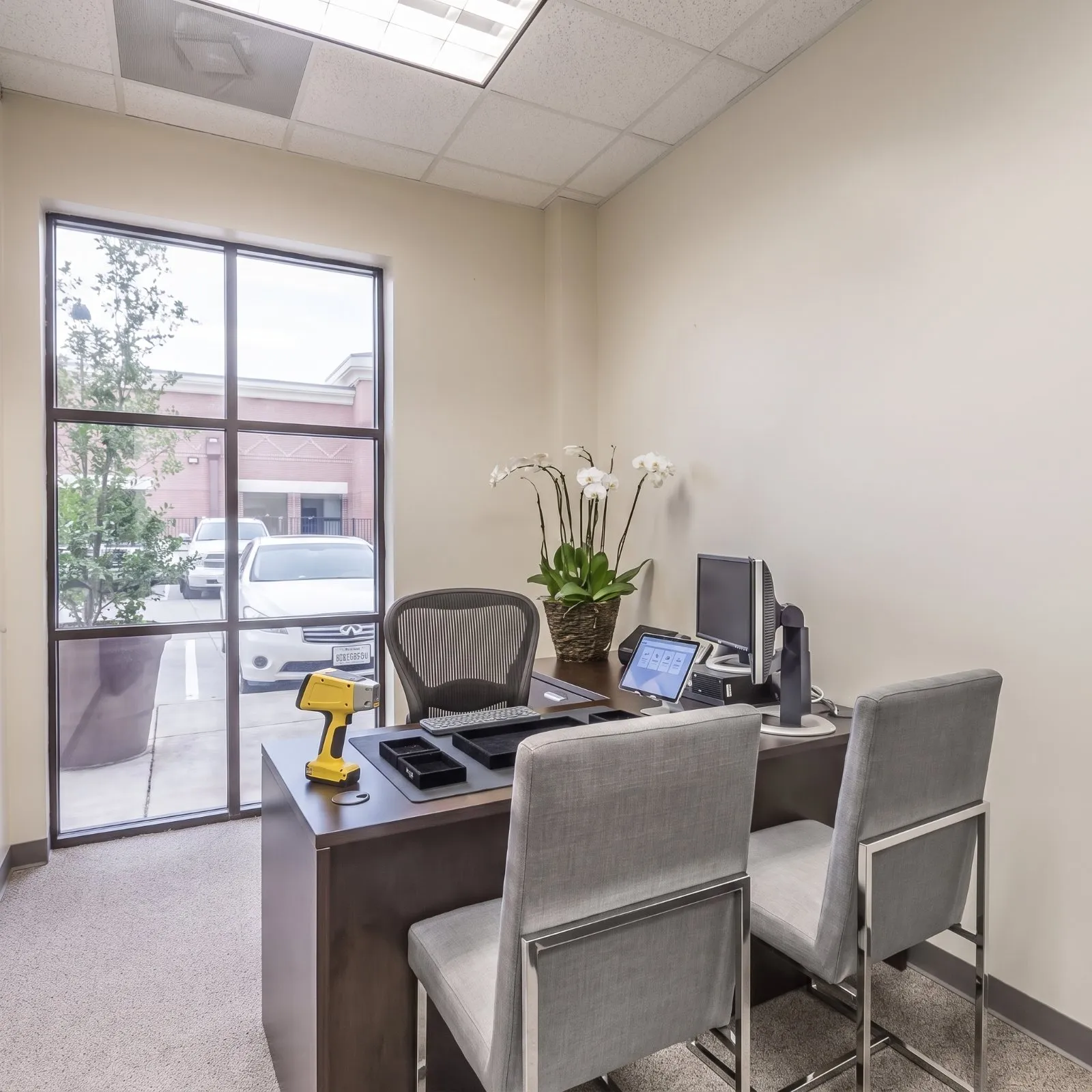 Private evaluation office at the Katy location