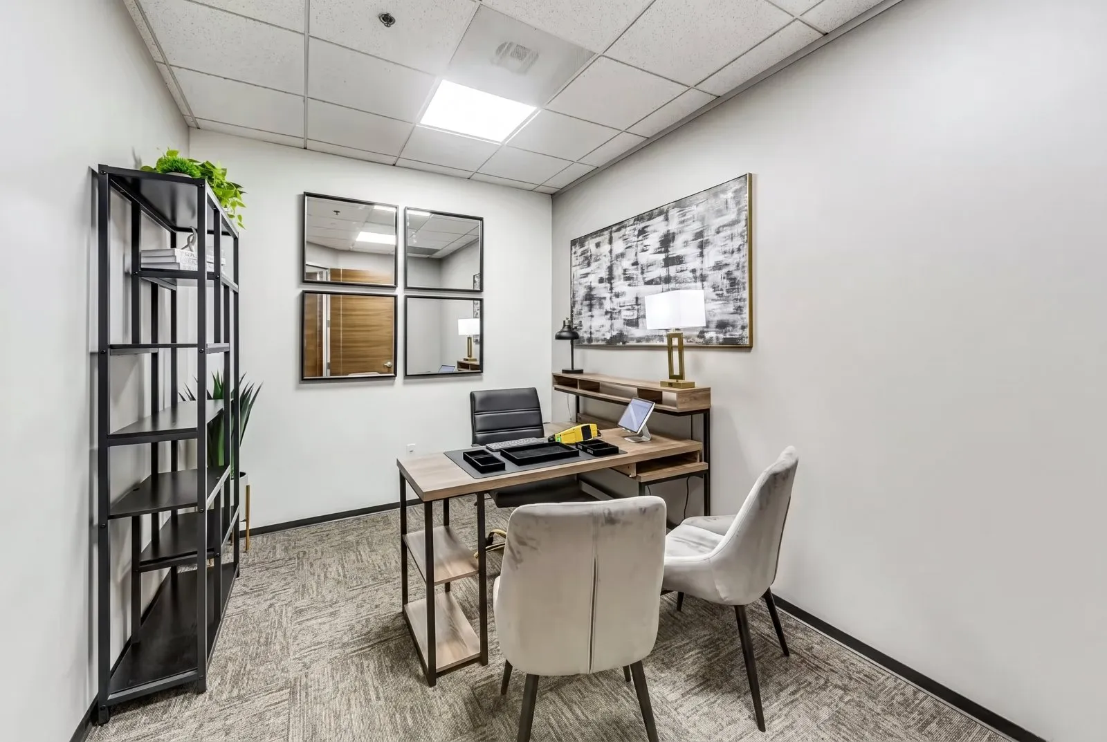 Private evaluation office at the Sugar Land location