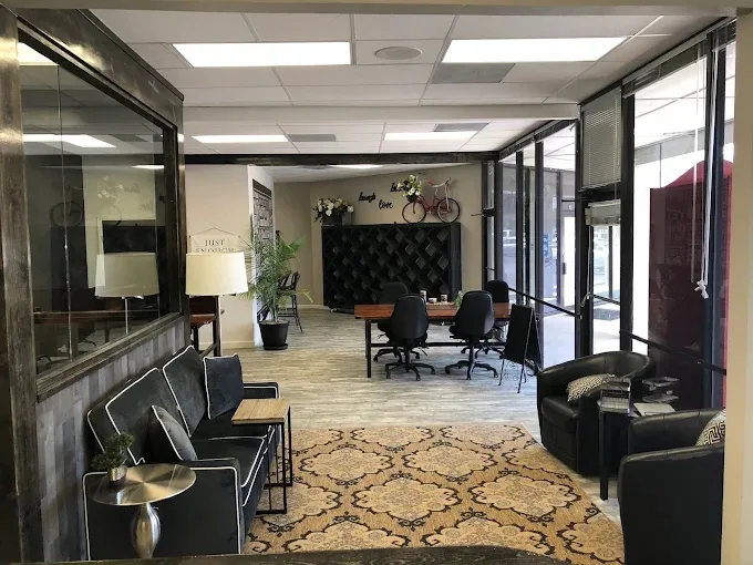 Reception lounge at OfficeBox on E Blanco Rd, the American Gold Tour Boerne location