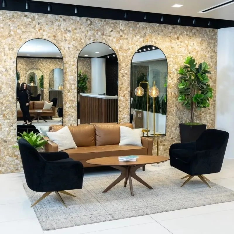 Reception lobby at the Irving office on John Carpenter Fwy